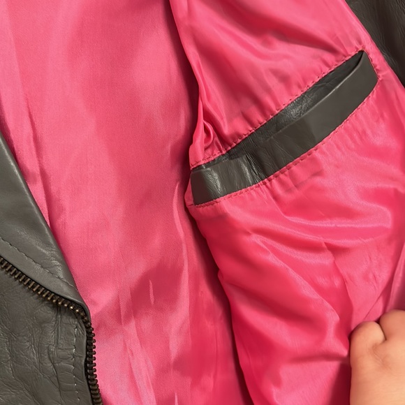 NWT Calf Leather Biker Jacket Dark Grey with Hot Pink stain lining! Size L! - Picture 11 of 12